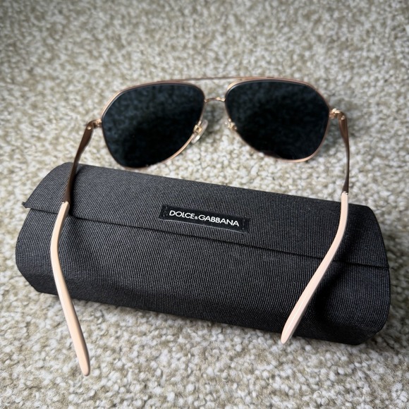 Dolce And Gabban Vintage Aviator Sunglasses Used With Velour Case - Picture 6 of 13